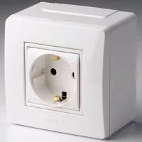 10482
