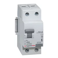 402025