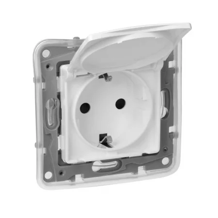 Розетка 1-м СП Etika 16А IP44 250В 2P+E с заземл. защ. шторки с крышкой немецк. стандарт безвинтов. клеммы механизм бел. Leg 